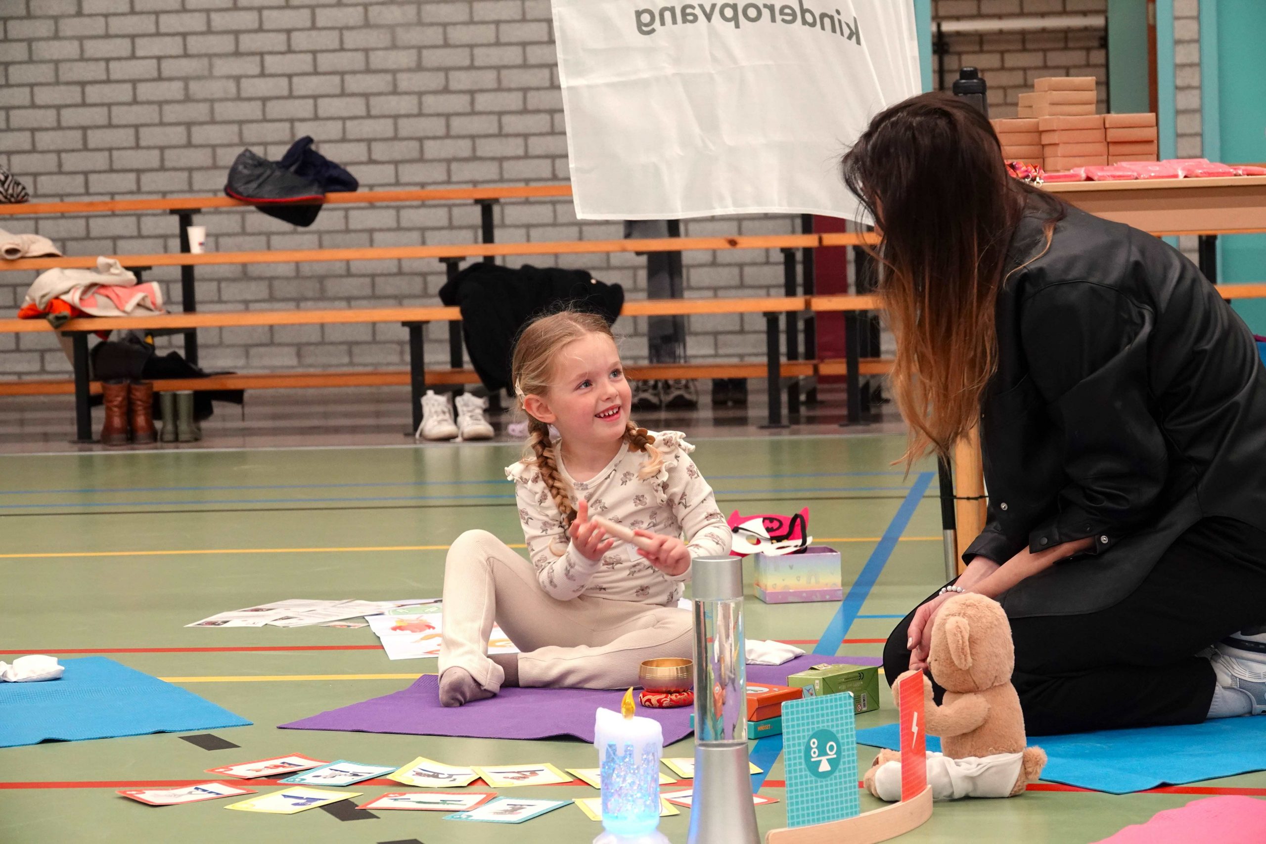 Peuterinstuif Hem voor herhaling vatbaar