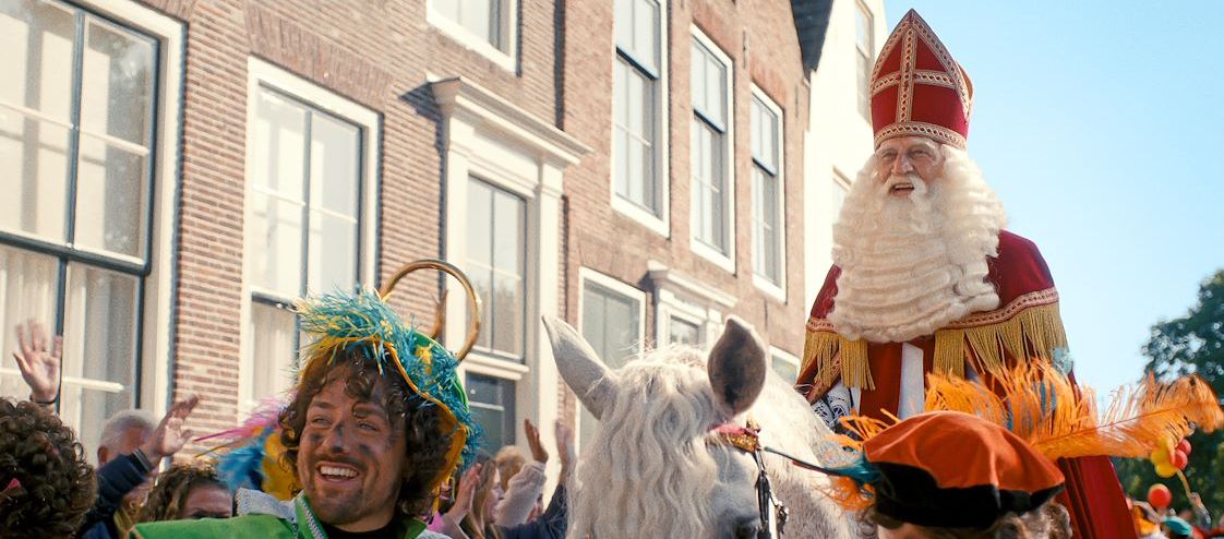 Affiche van De Club van Sinterklaas: Een Dolle Beestenboel, familiefilm 2025.