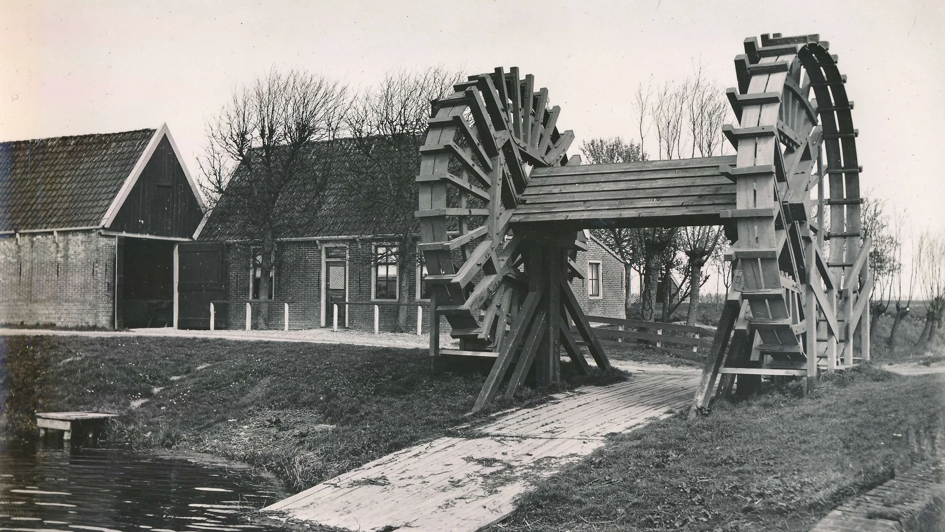 Cover van het nieuwe jaarboek van Stichting Historisch Hoogkarspel-Westwoud