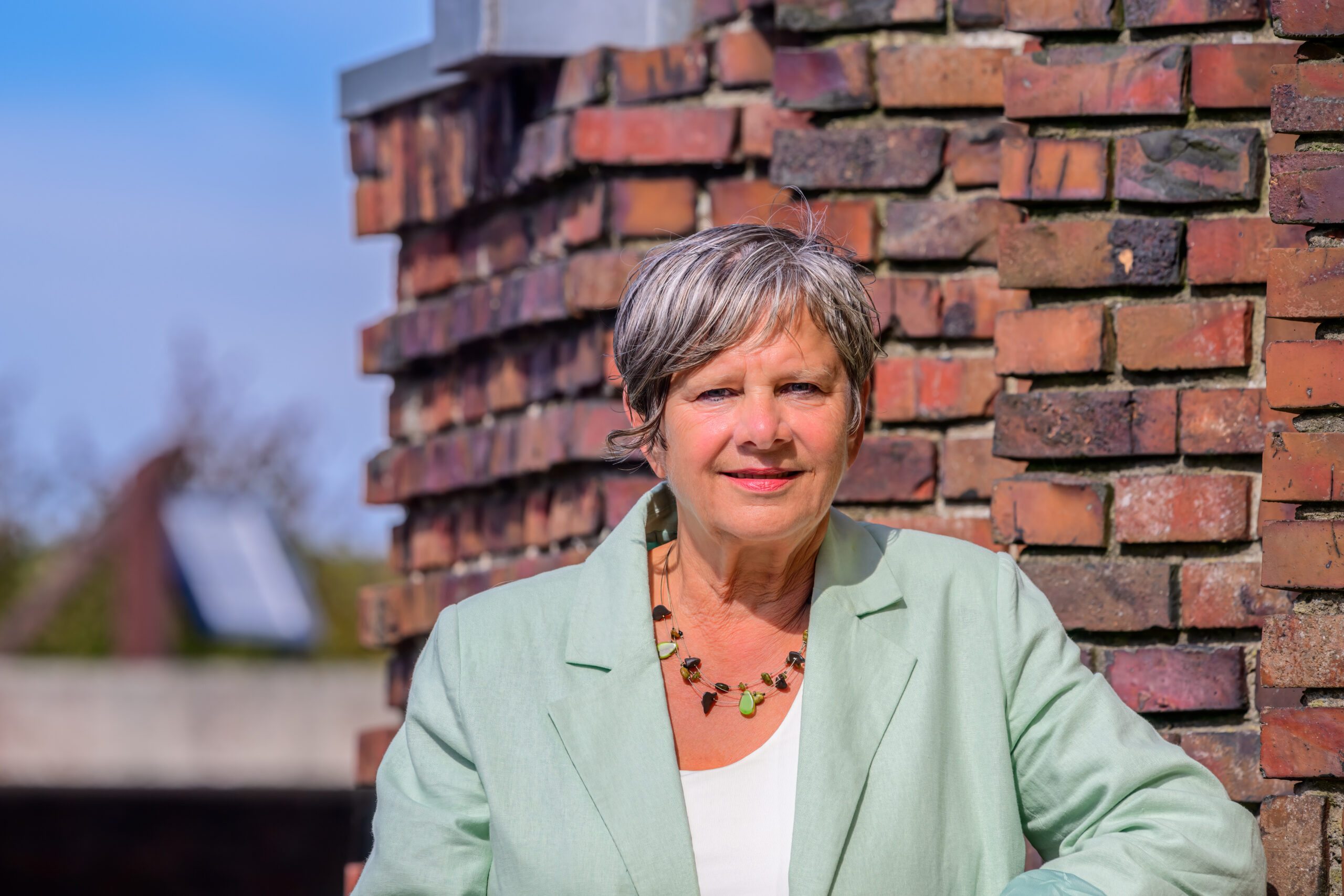 Portret van Silva Visser die overstapt van ChristenUnie naar VVD.