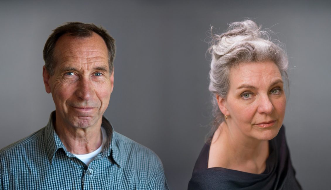 Theaterposter met Han Römer en Kathenka Woudenberg voor De Verdwaalden.