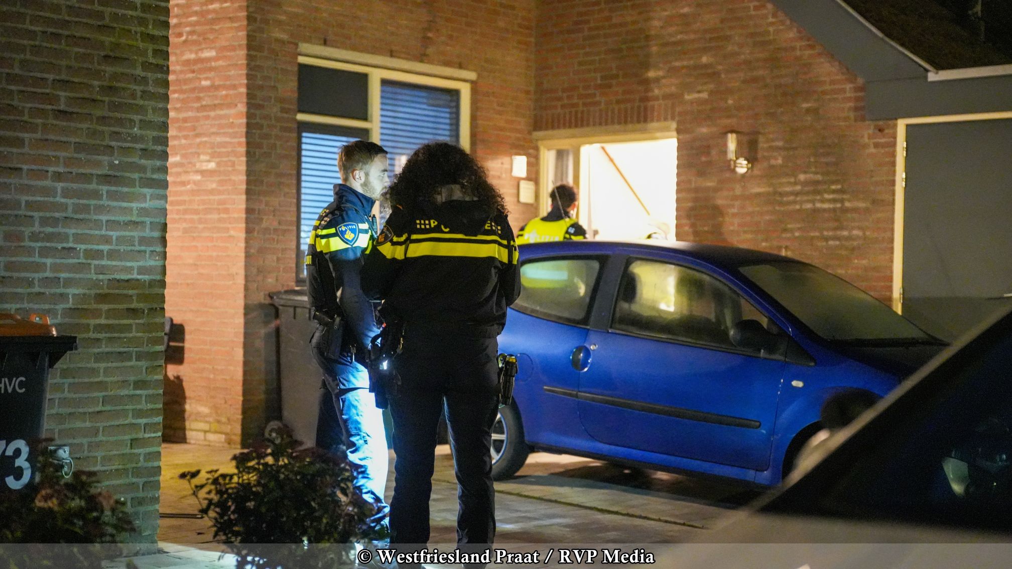 Politieonderzoek na explosie bij woning aan de Langetuin in Zwaag