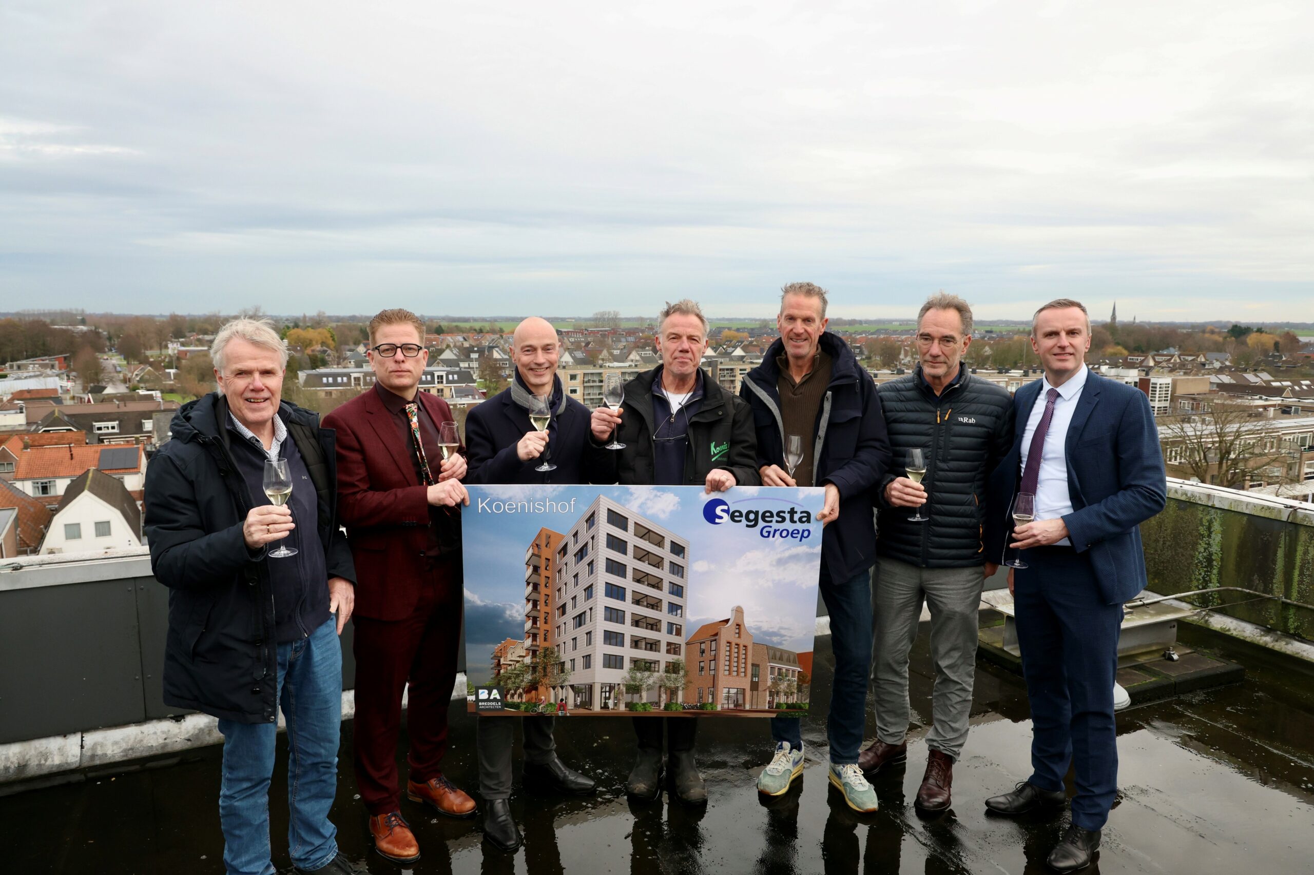 Artist impression van het nieuwe woongebied en winkelcentrum op het Koenis terrein in Opmeer