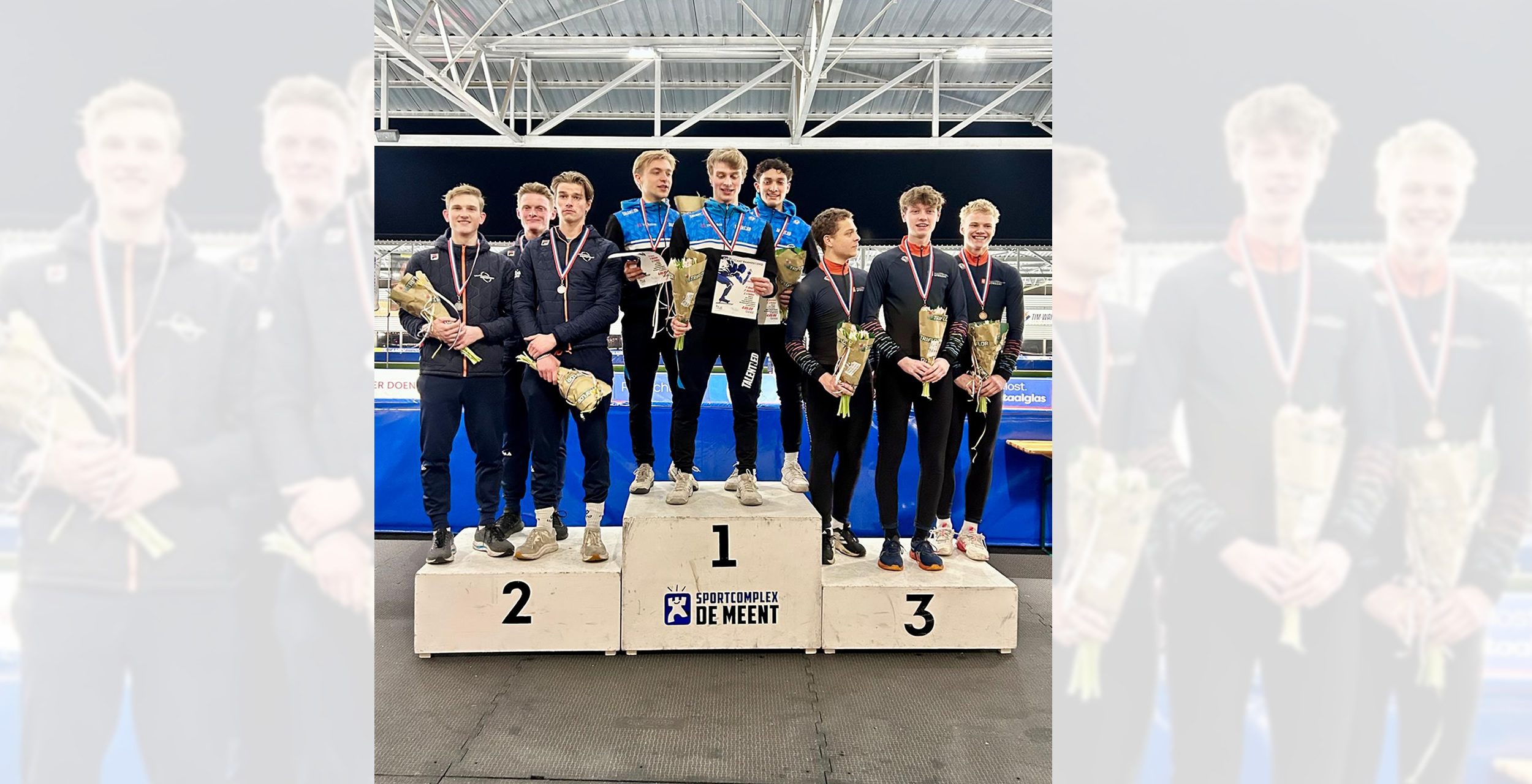 Jan Mooijman en teamgenoten tijdens NK ploegenachtervolging Alkmaar