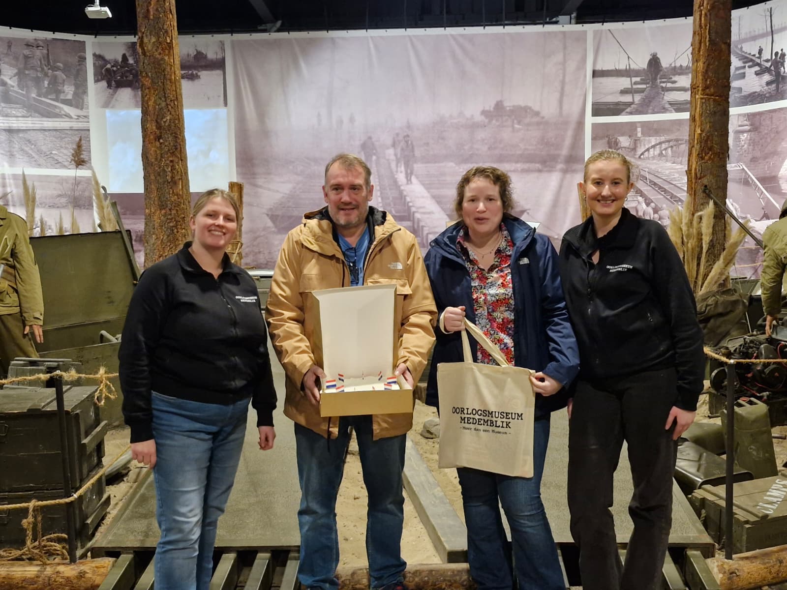 Bezoekers in Oorlogsmuseum Medemblik tijdens recordjaar 2025
