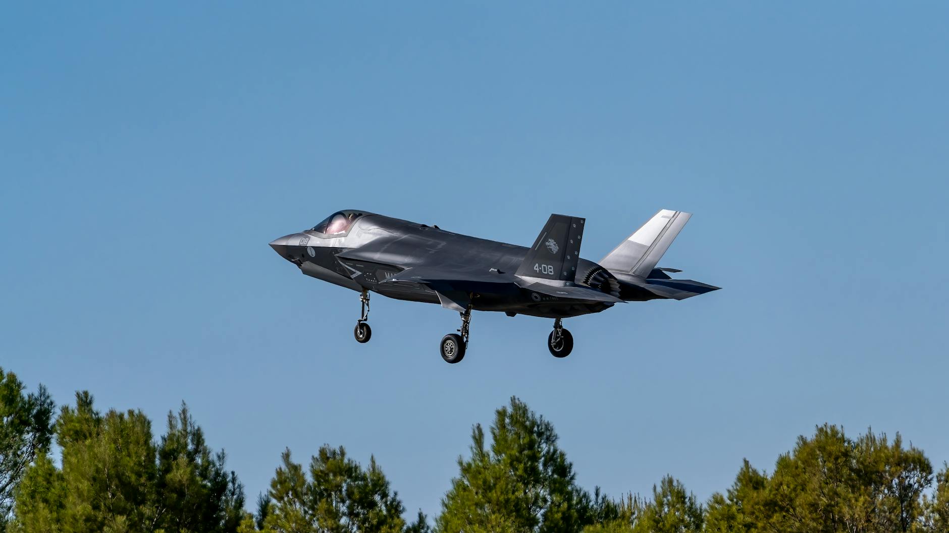 F-35 gevechtsvliegtuig stijgt op nabij Lelystad Airport