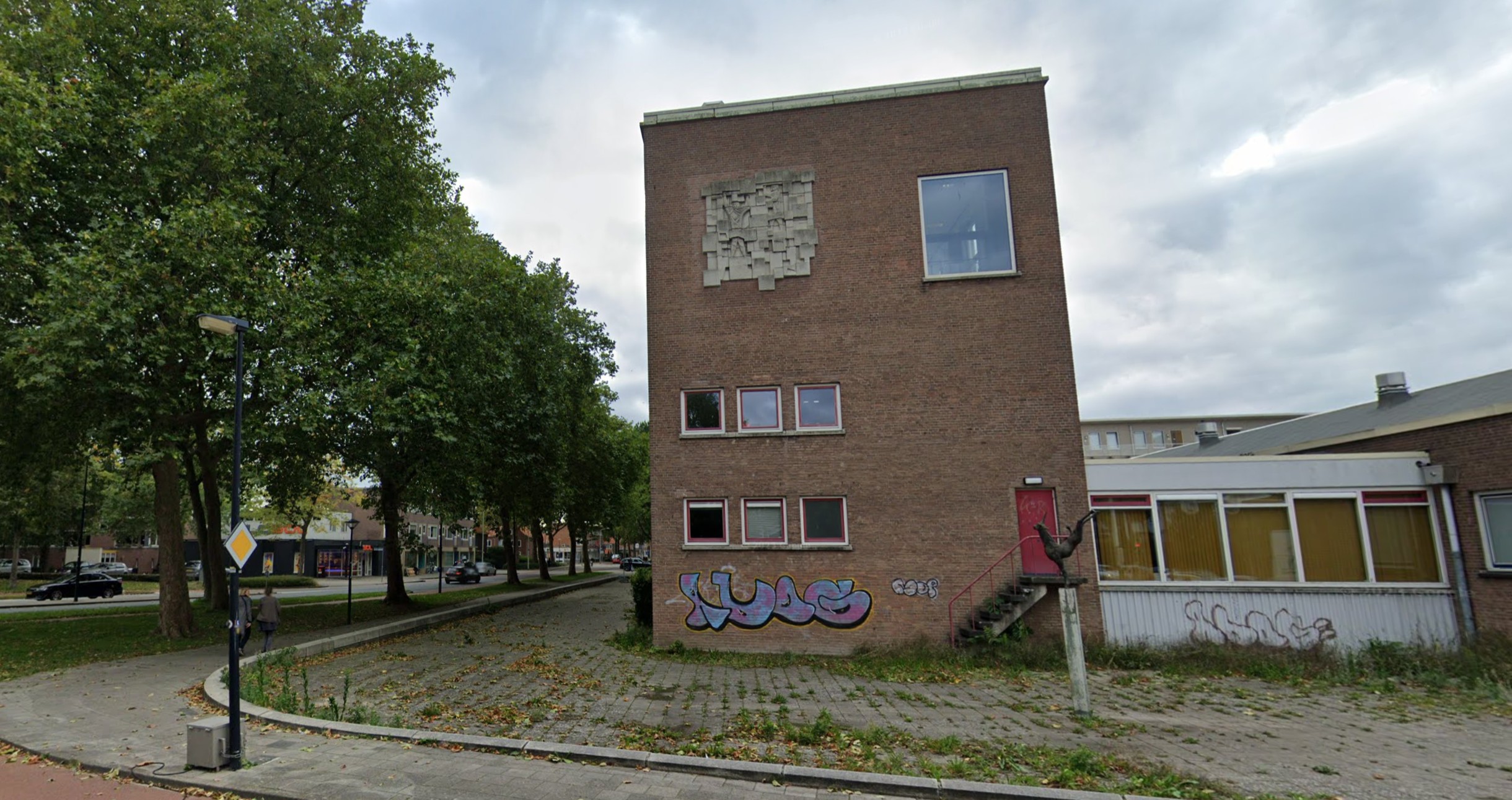 Tijdelijke noodopvanglocatie aan de Johannes Poststraat 71 in Hoorn