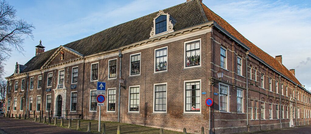 Nieuwe fietsenberging bij het monumentale Sint Pietershof in Hoorn