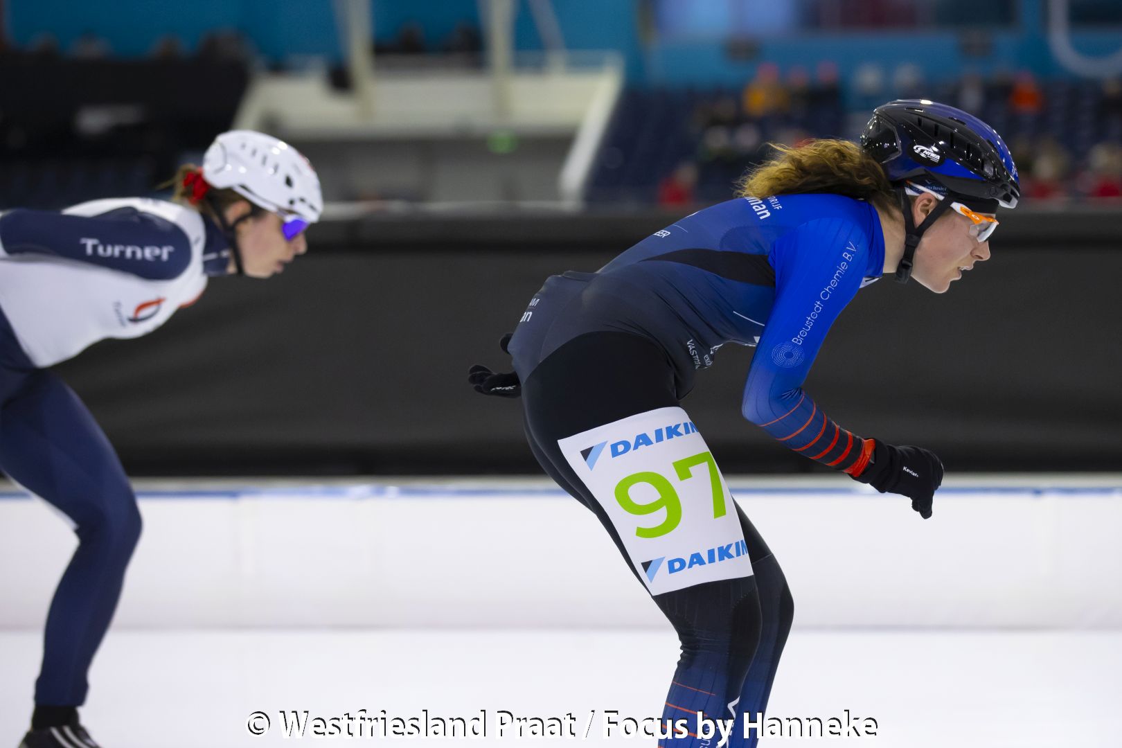 Beau Wagemaker in actie tijdens het NK Marathon op het ijs van Thialf in Heerenveen.