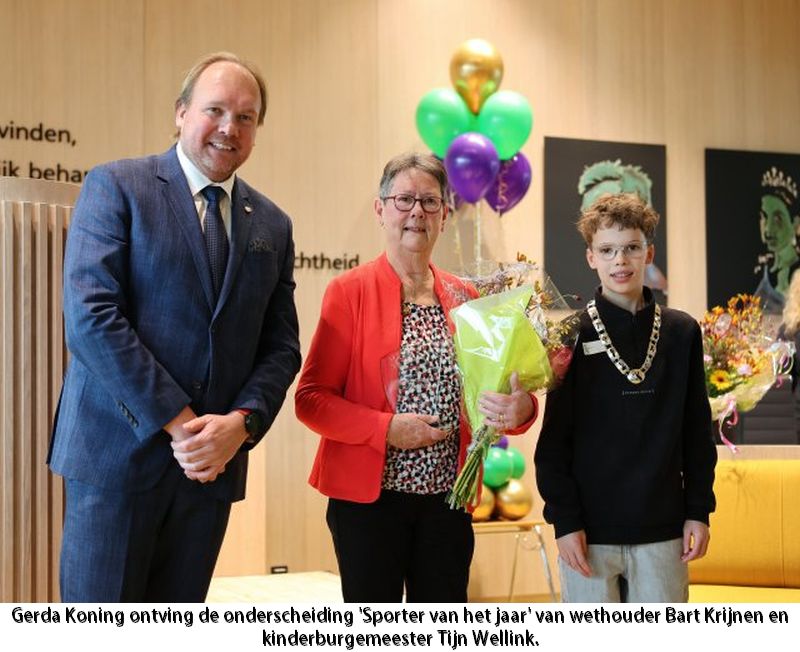 Uitreiking Koggenlanders van het jaar tijdens open dag in het gemeentehuis van Koggenland