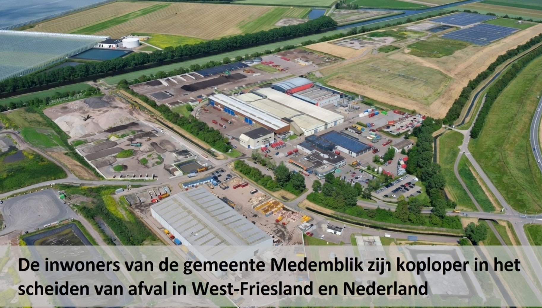 Afvalscheiding met verschillende containers voor gft, papier, pmd en restafval in Nederland.