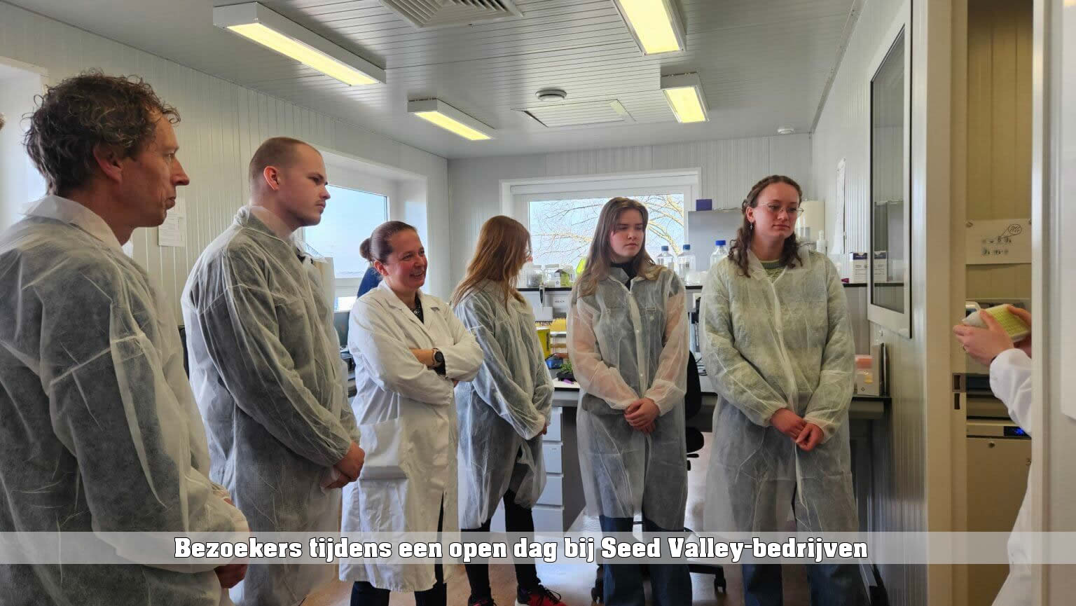 Bezoekers tijdens een open dag bij Seed Valley-bedrijven