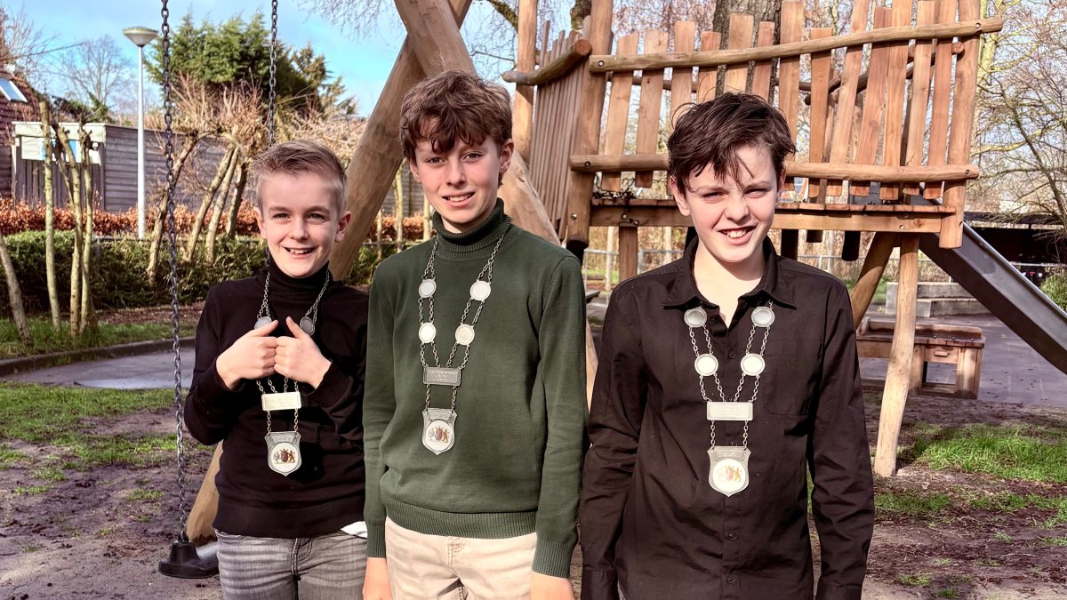 Beëdiging van de kinderburgemeesters van Opmeer 2026 in het gemeentehuis