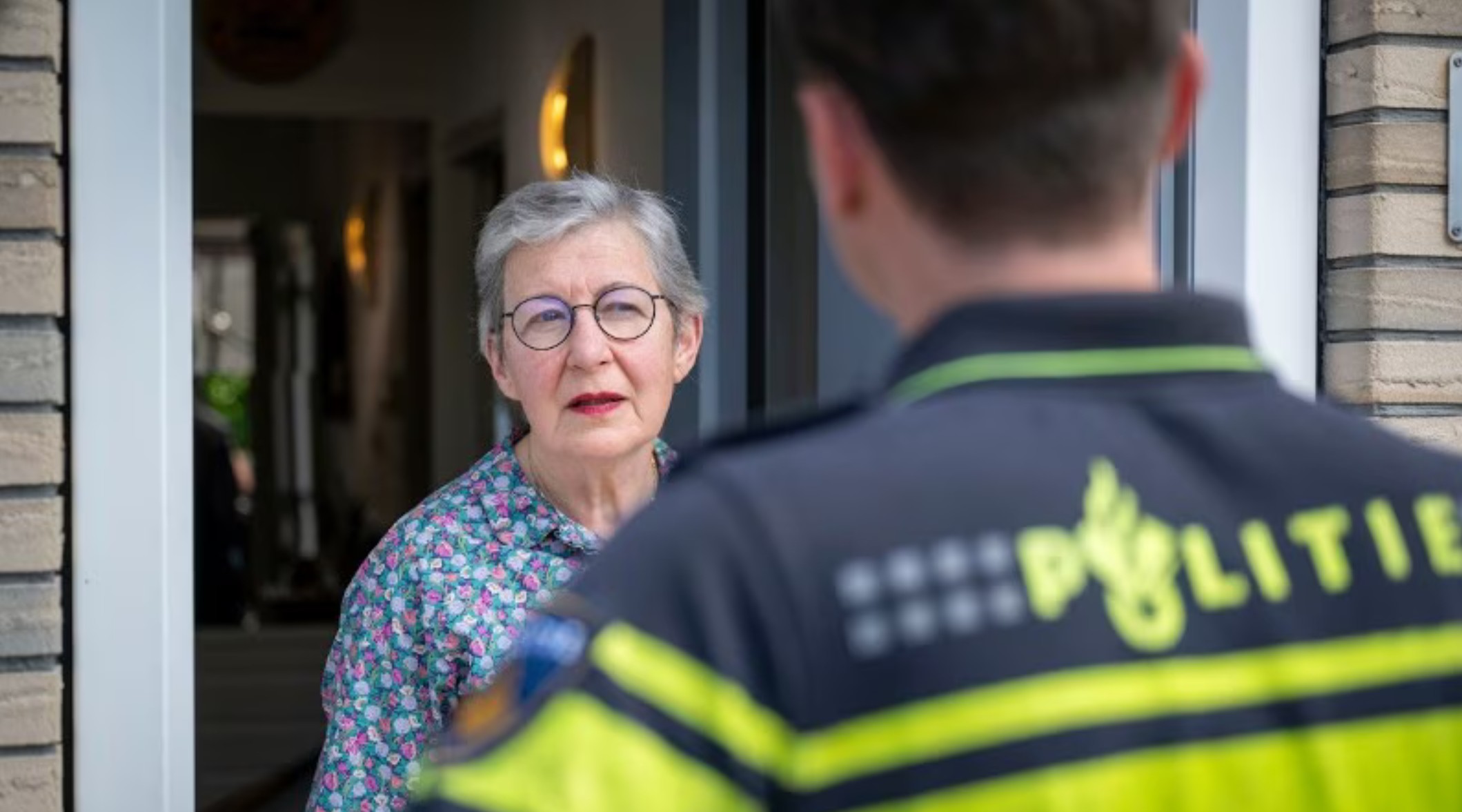 Politie waarschuwt inwoners voor oplichting door nepagenten
