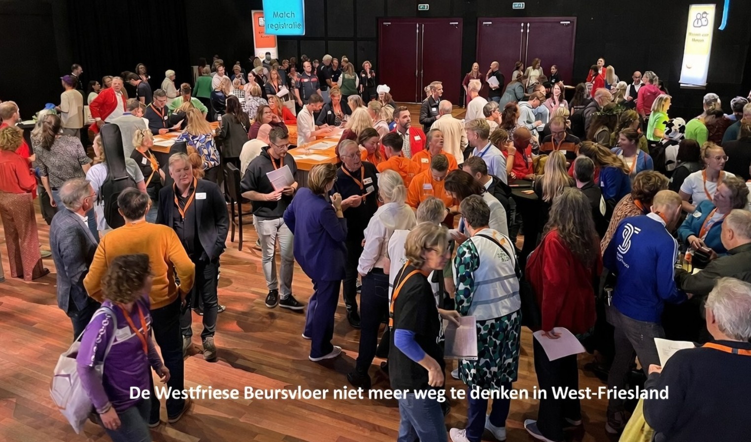 Ondernemers en maatschappelijke organisaties in gesprek tijdens een Beursvloer van de Westfriese Uitdaging