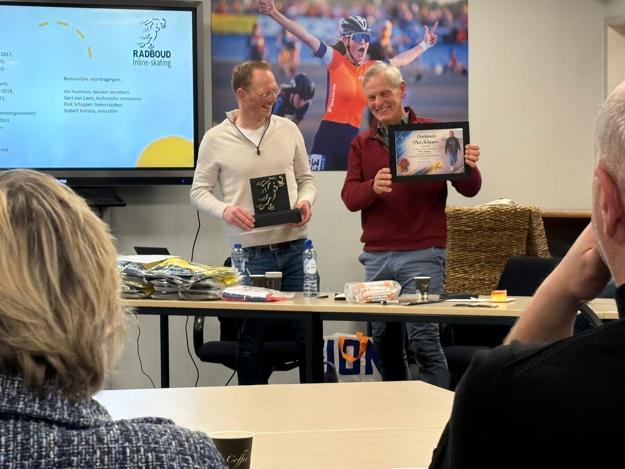 Skeeler- en ijsbaan van Radboud Inline Skating in Noord-Holland, symbool voor de inzet van Piet Schipper bij de vereniging.