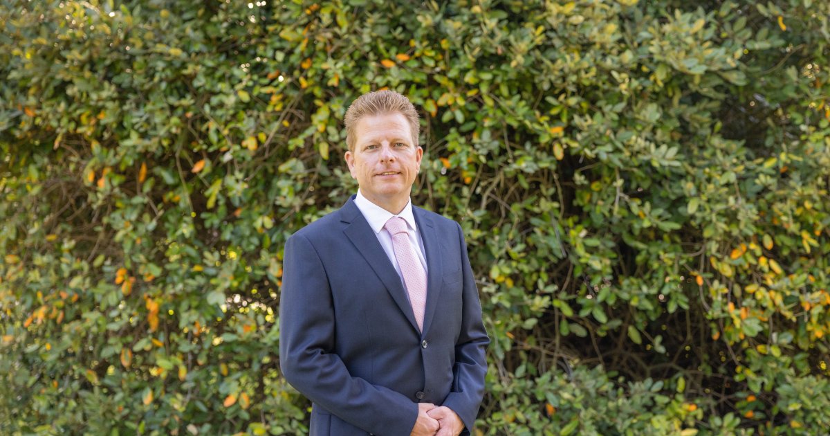 Gemeente Opmeer met voorzieningen zoals het gemeentehuis en recreatieve voorzieningen