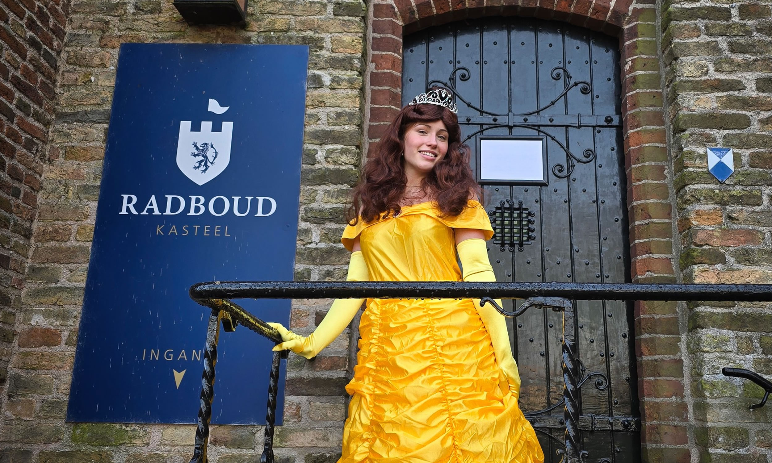 Sprookjesfiguren nemen kasteel over in Medemblik