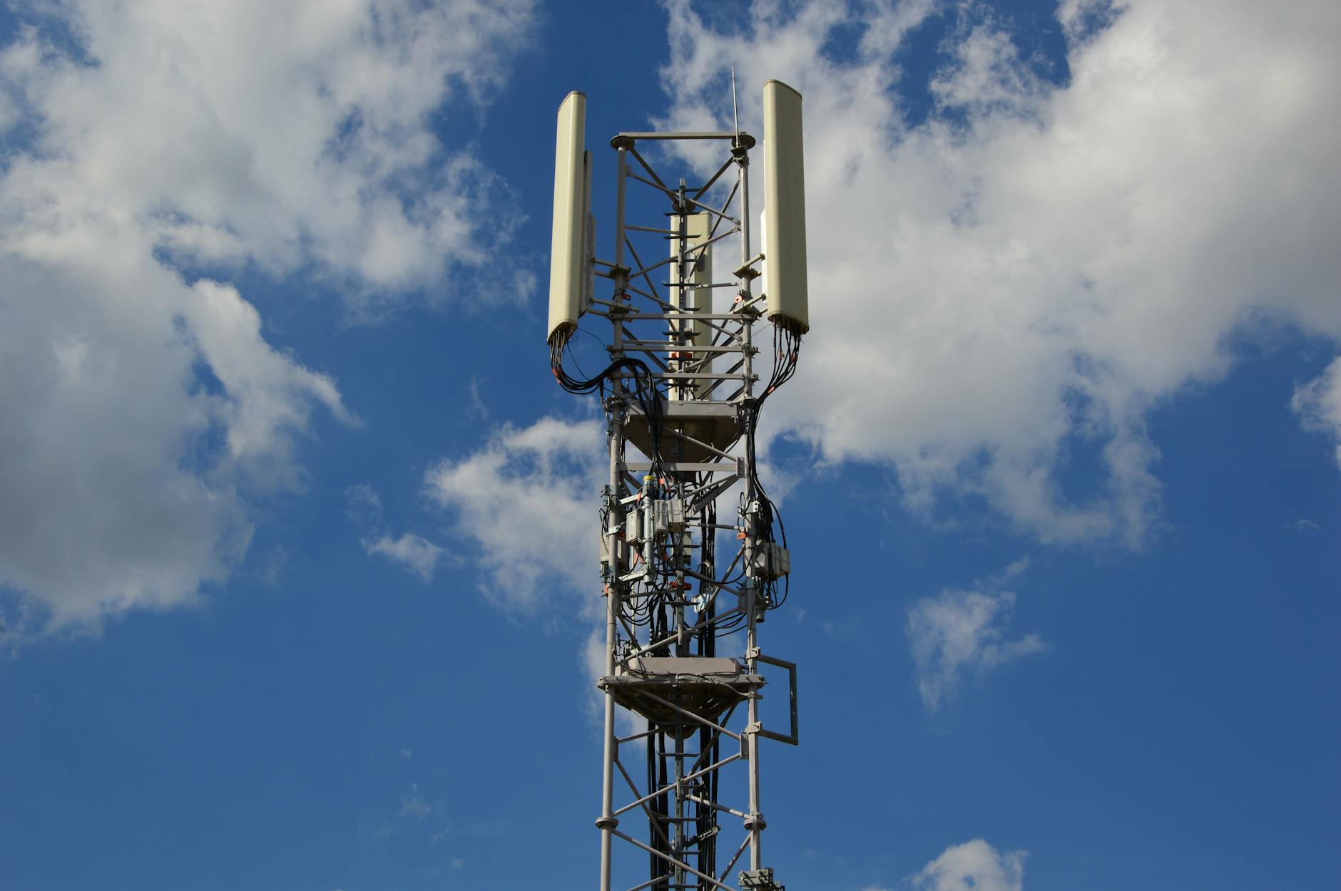 Vodafone mag geen tijdelijke zendmast bij De Weijver plaatsen