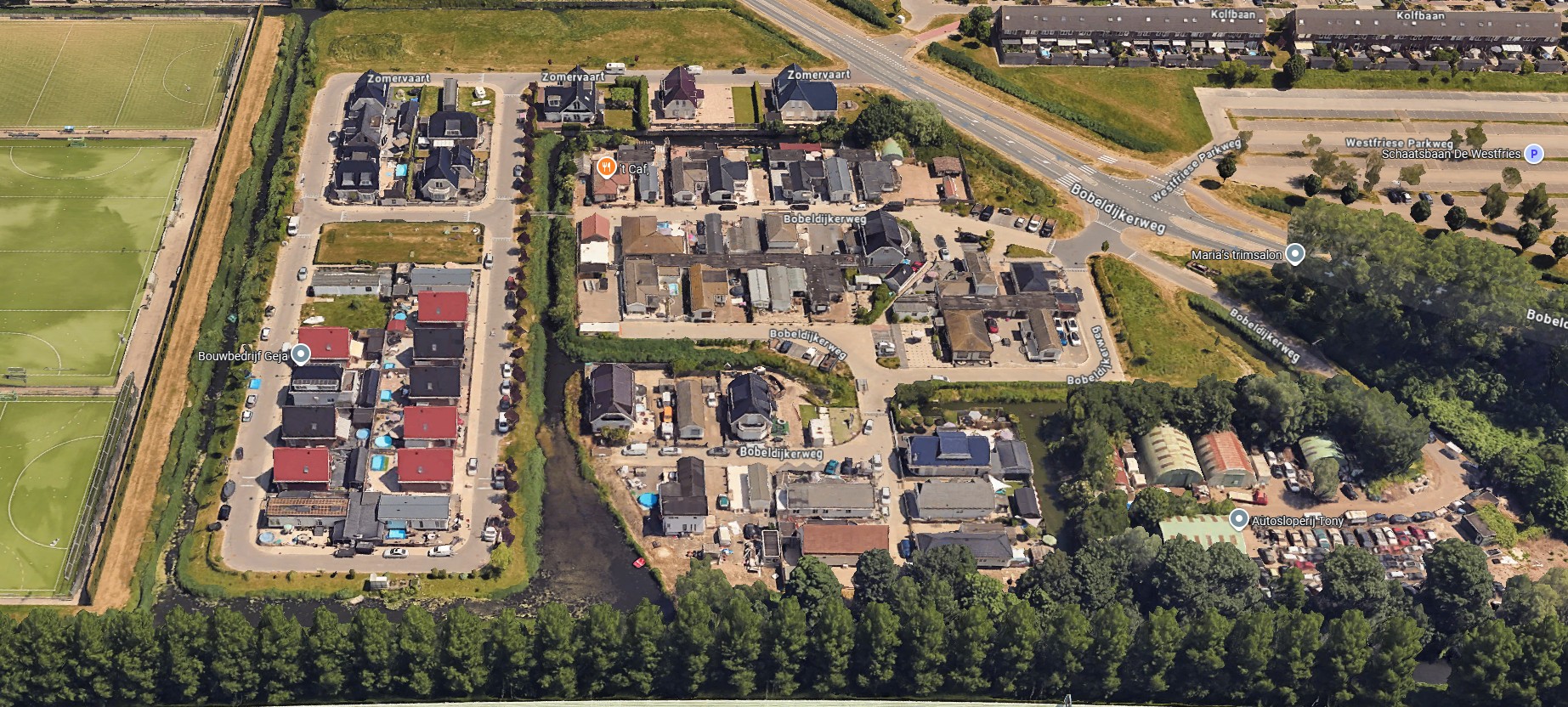 Woonwagenstandplaats in Hoorn waar overleg plaatsvindt over hypotheekmogelijkheden voor woonwagenbewoners.