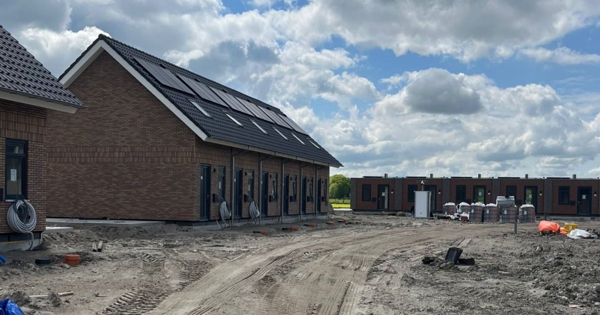 In De Goorn komen 60 modulaire sociale huurwoningen. Oplevering wordt verwacht in juli 2026.