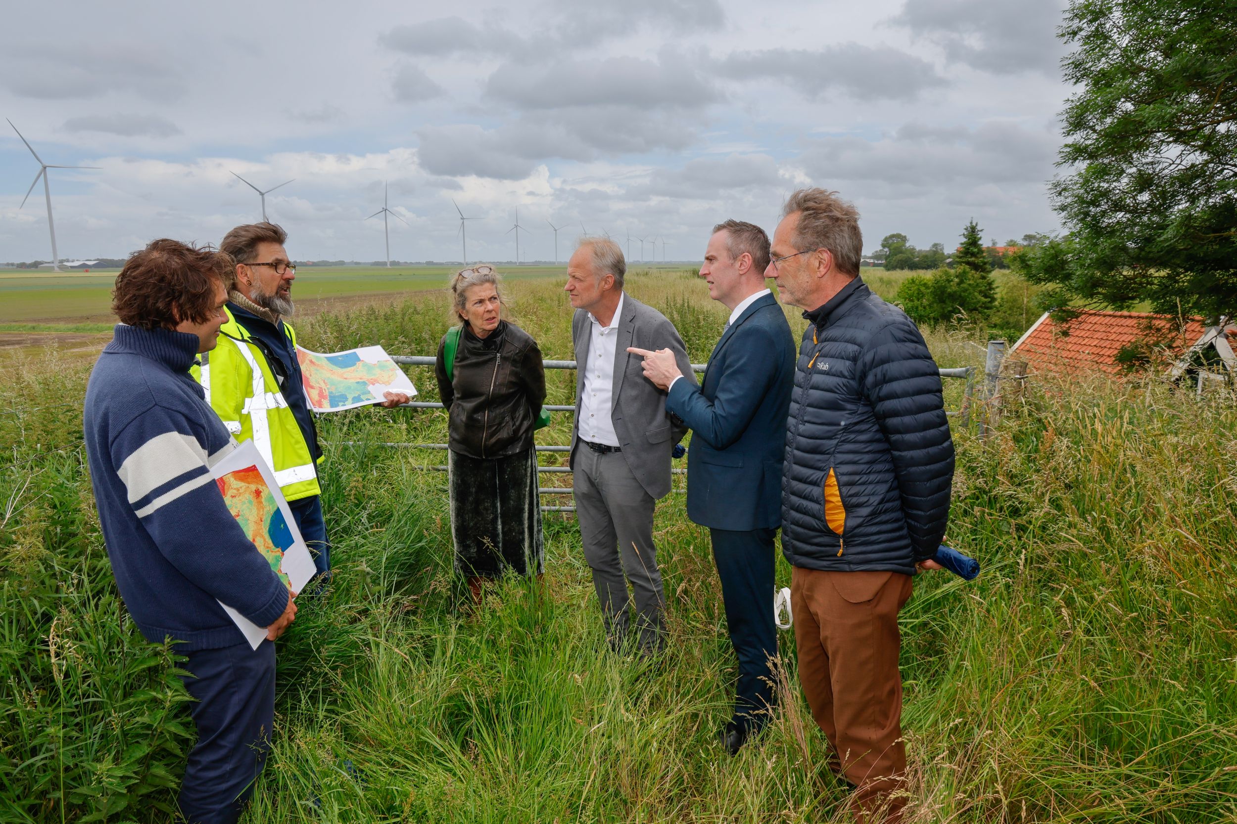 Deltacommissaris bezoekt Opmeer voor waterveiligheid