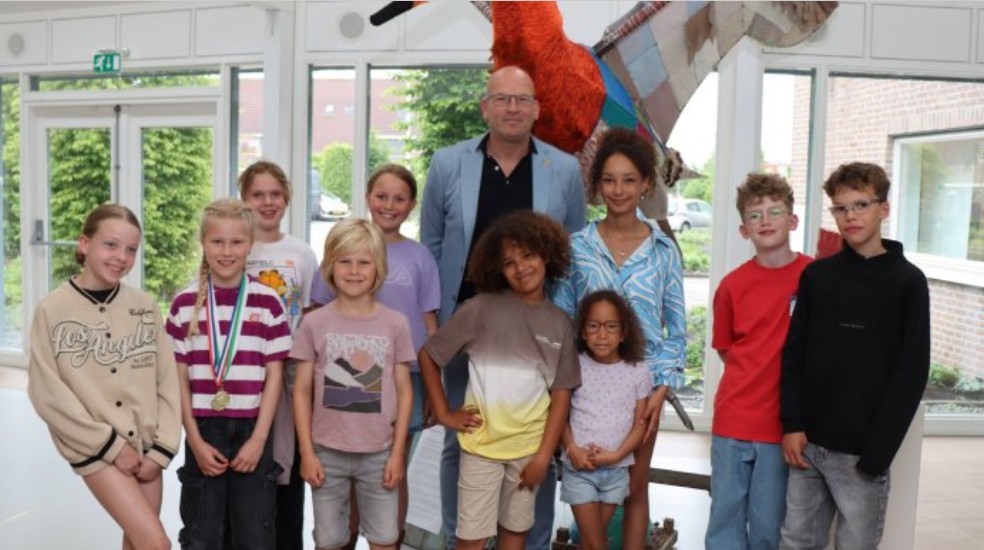Kinderkunstexpositie kindergemeenteraad Koggenland geopend