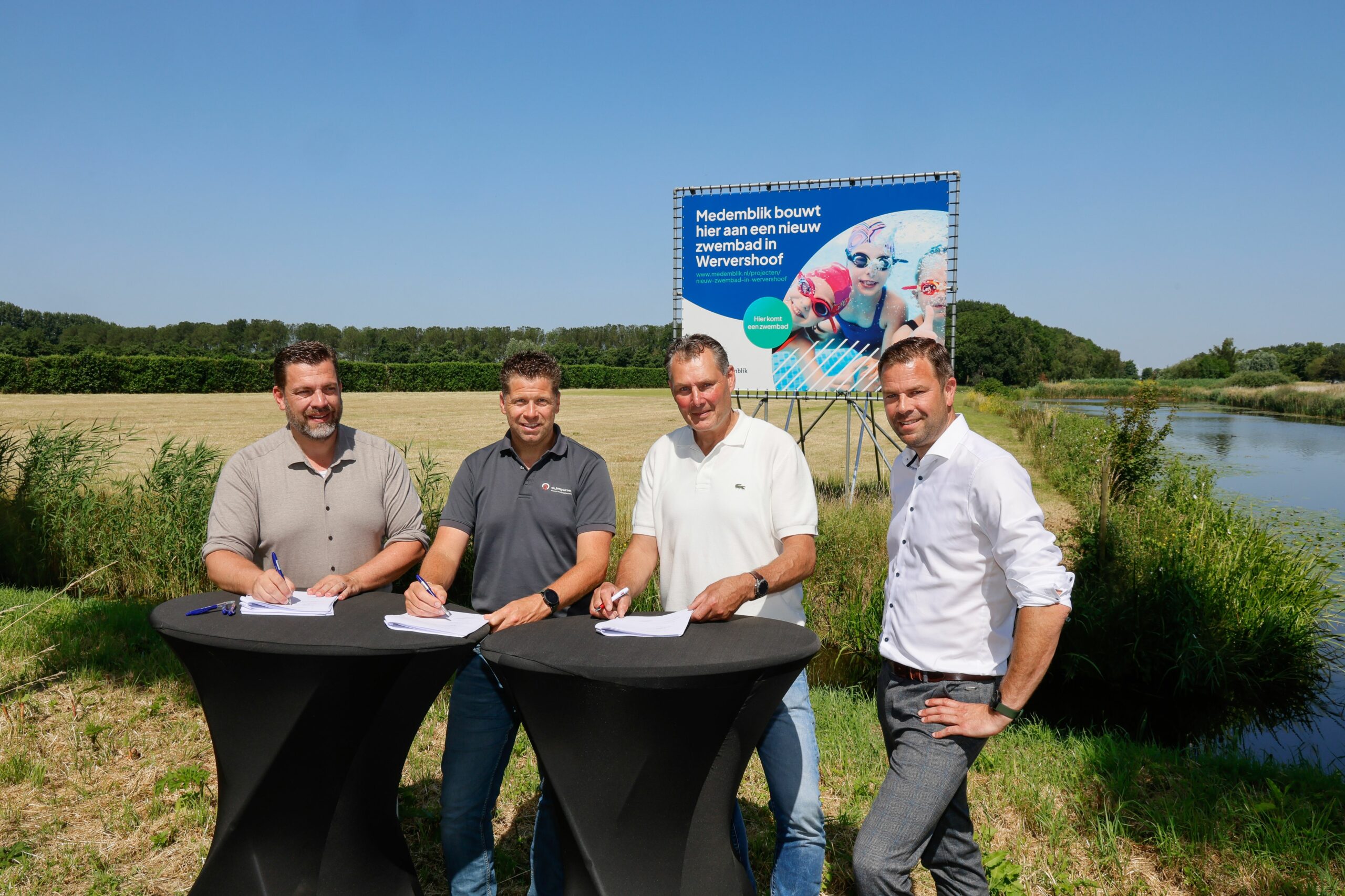 Nieuw zwembad Wervershoof: bouwers bekend en opening in 2028