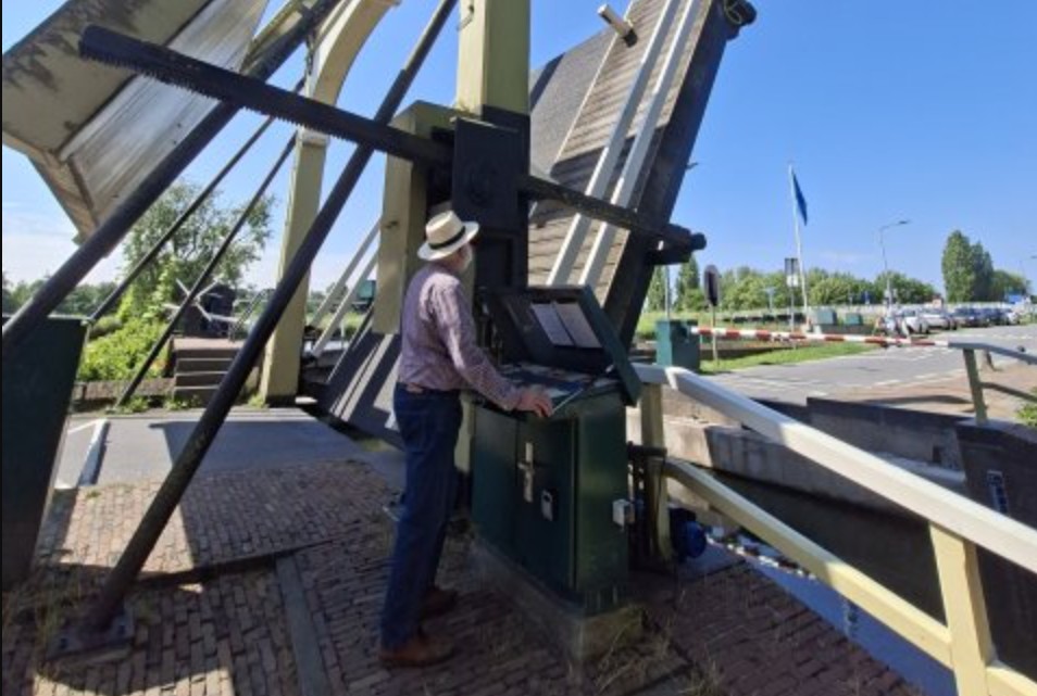 Koggenland zoekt sluiswachters voor Rustenburgerschutsluis